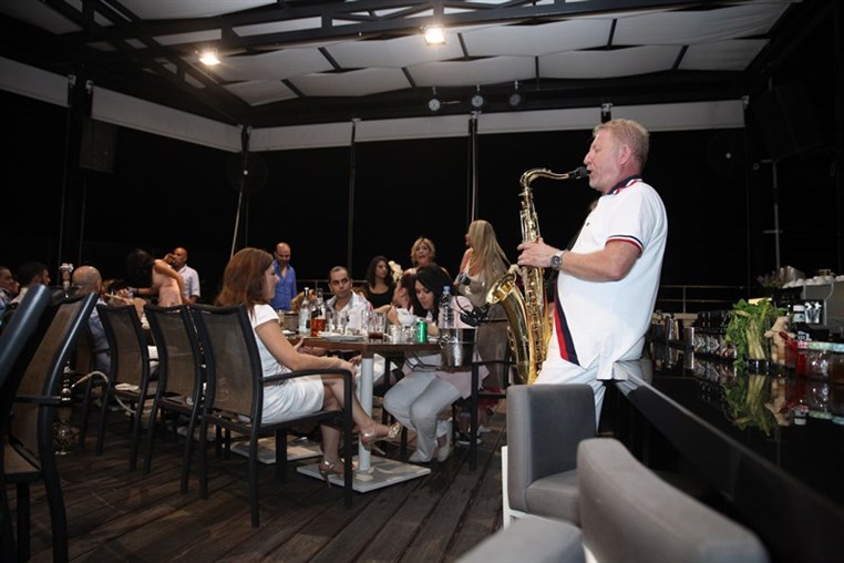 Weekend Live Groove at Monte Cassino